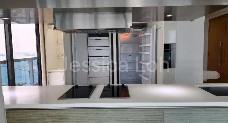3 Bed Condo for Sale in  Marina Bay Residences - Image 2